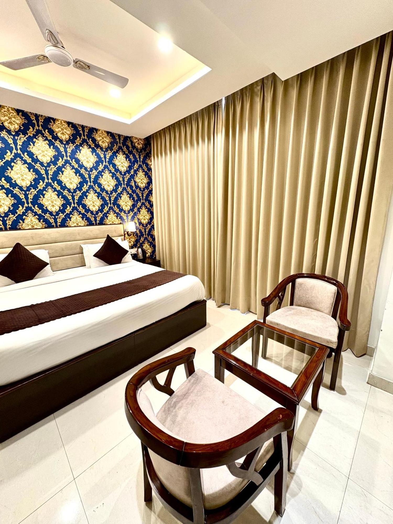 Hotel Northview Park By Lycoris !! Top Rated & Most Awarded Property In Tricity Zirakpur Екстер'єр фото