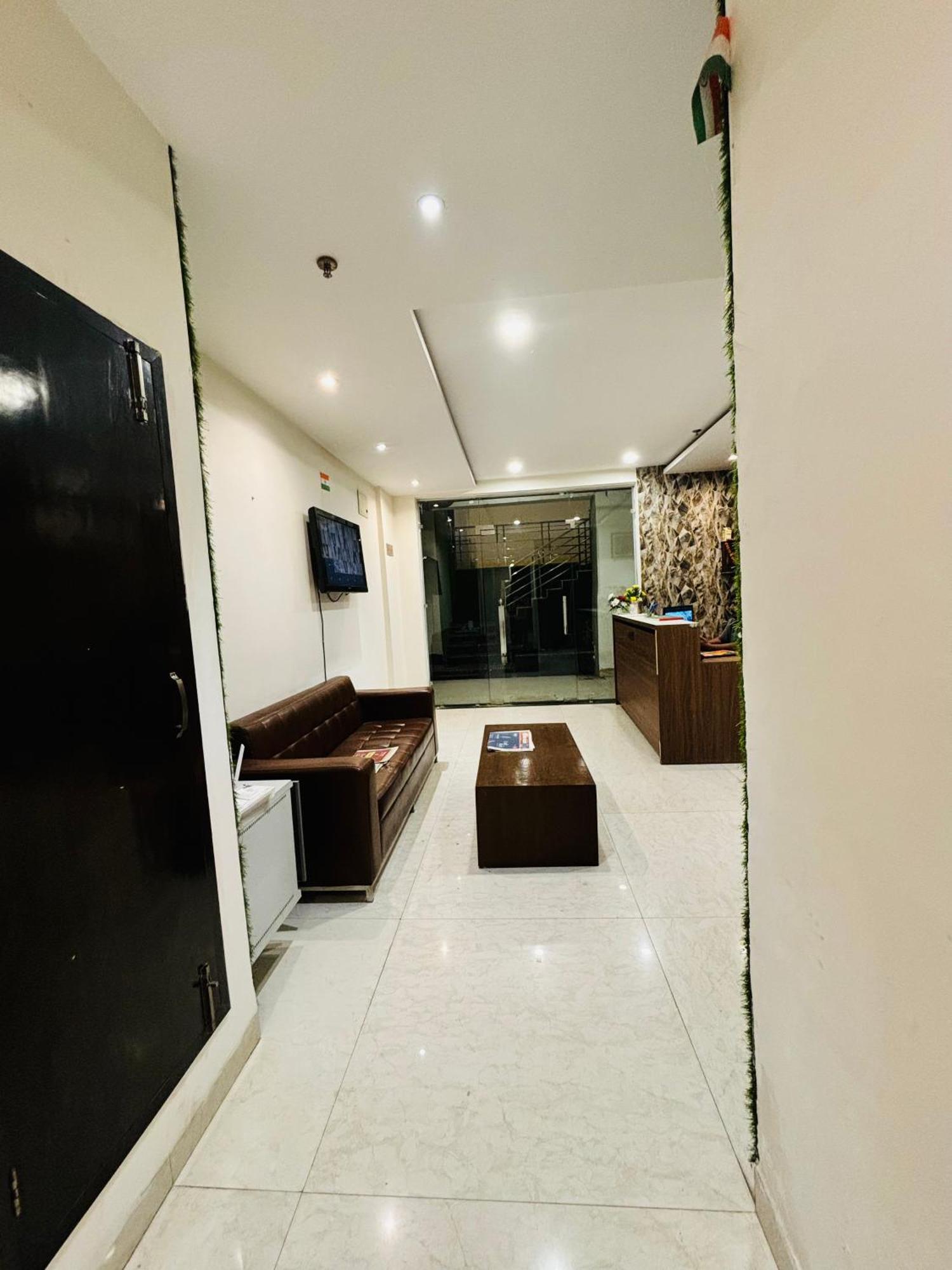 Hotel Northview Park By Lycoris !! Top Rated & Most Awarded Property In Tricity Zirakpur Екстер'єр фото
