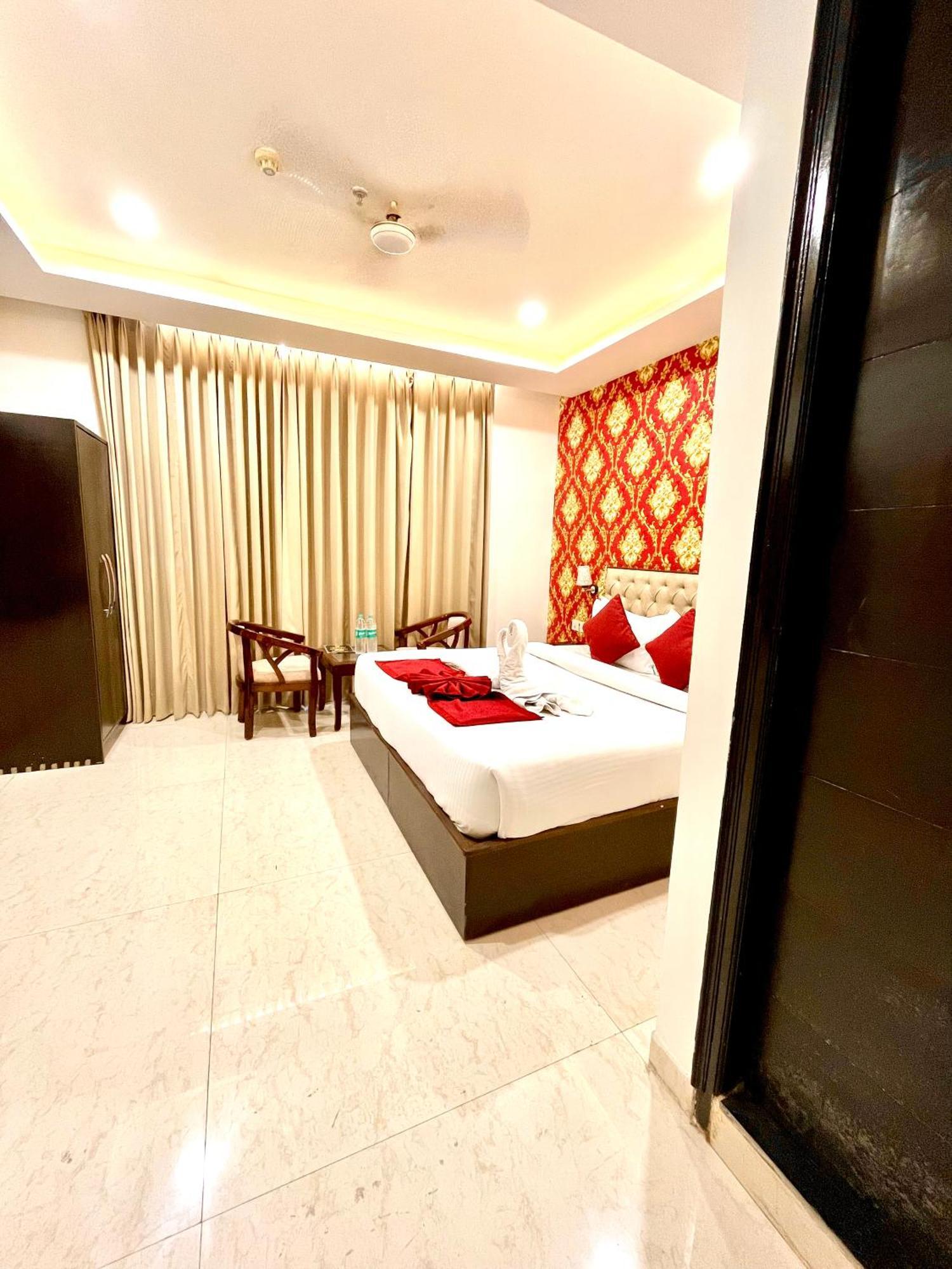 Hotel Northview Park By Lycoris !! Top Rated & Most Awarded Property In Tricity Zirakpur Екстер'єр фото